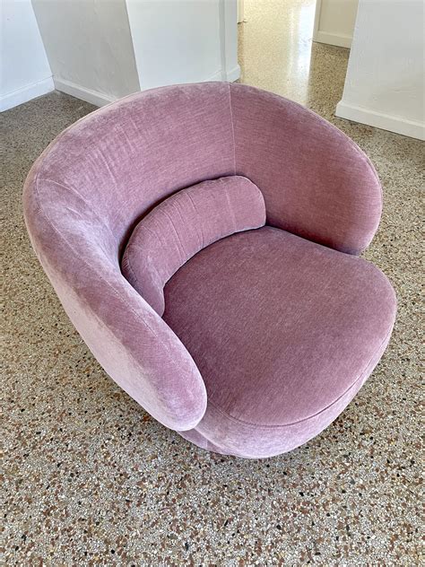 How to Arrange Living Room Furniture