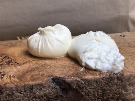 Burrata (125g) — Mercato Italiano