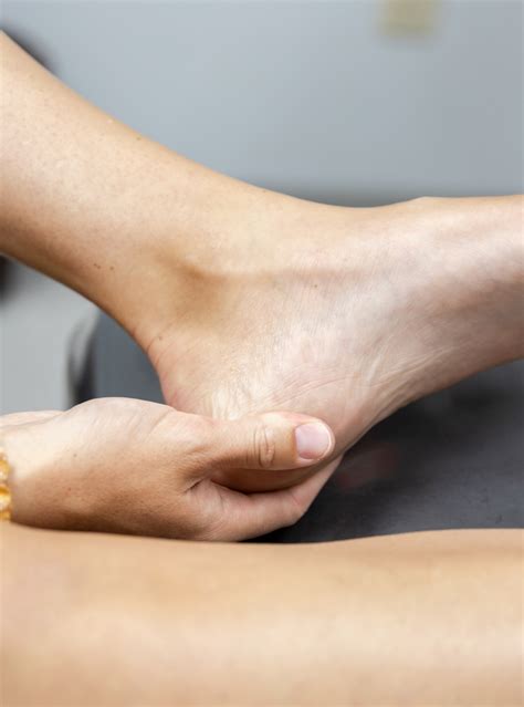 Heel Fissures – Belmont Anderson DPM Las Vegas Podiatrist