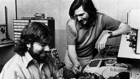 Apple - история развития компании