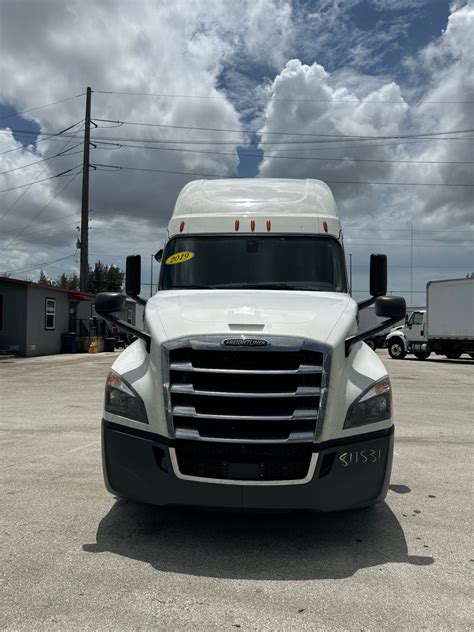 2019 FREIGHTLINER/MERCEDES NEW CASCADIA PX12664 VEH-811531 for Sale