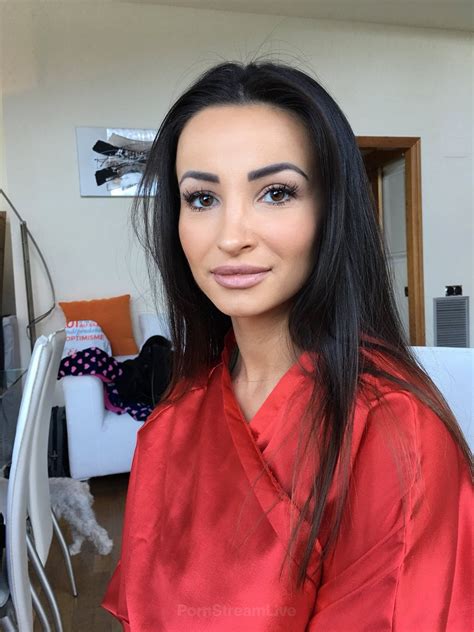 Alyssia Kent (58 фото)