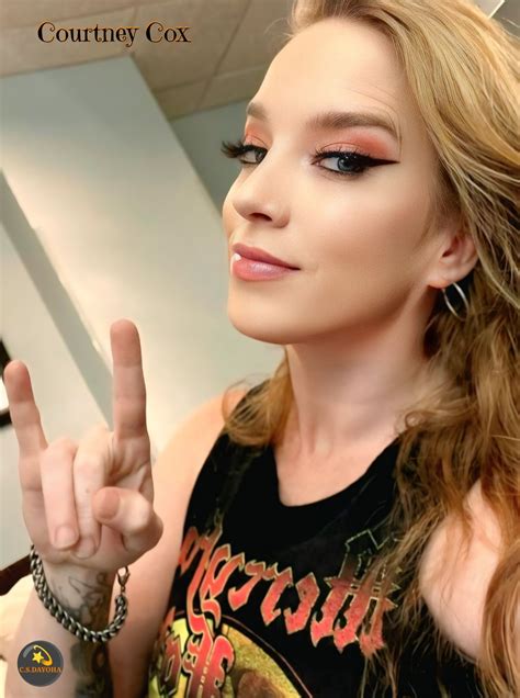 Christopher - Courtney Cox 🎸💥 #fblifestyle #courtneycox #theironmaidens