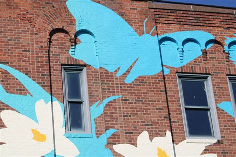 City's Largest Mural Enlivens County Street | New Haven Independent
