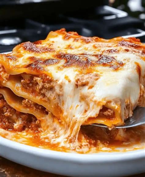 Copycat Maggiano's Lasagna Recipe: Best Italian Dish