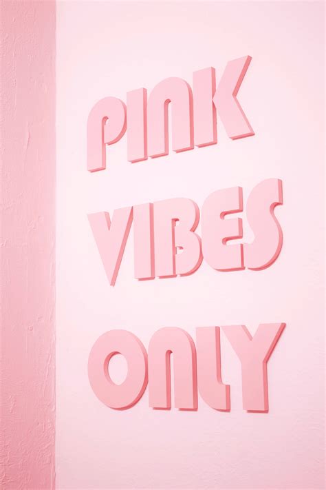 aesthetic pink pic 3