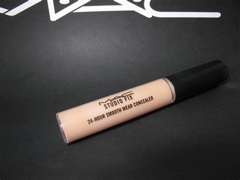 Консилер Mac Studio Fix 24 hour smooth wear concealer/anti cernes ...
