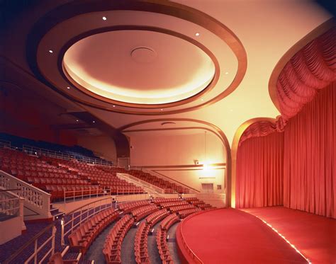 The fascinating stories behind the Hanlan's Point hotel, High Park