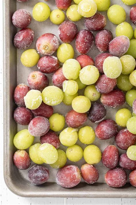 How to Freeze Grapes - The Harvest Kitchen