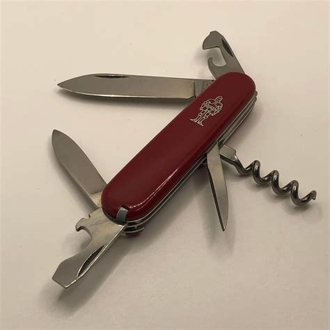 Victorinox Tourist – ? – Marc's Army Knives