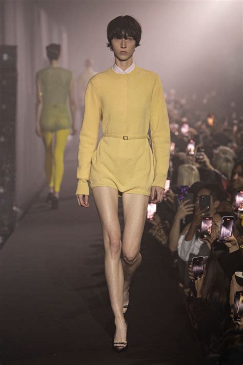 Raf Simons Spring 2023 Ready-to-Wear Collection | Vogue