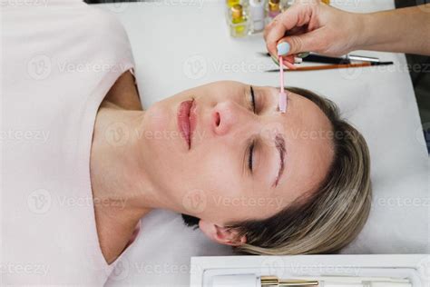 Cosmetic Procedure For Laminating Eyebrows 14222730 Stock Photo at Vecteezy