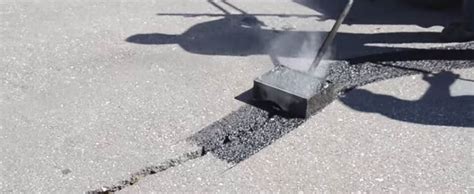Nashua-NH-asphalt-parking-lot-and-driveway-paving