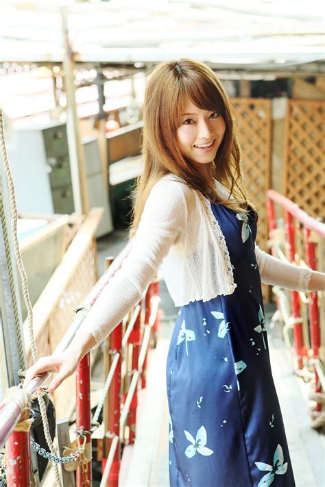 [NS Eyes] SF-No.497 Akiho Yoshizawa 吉澤明步/吉沢明歩 写真集 - 微图坊