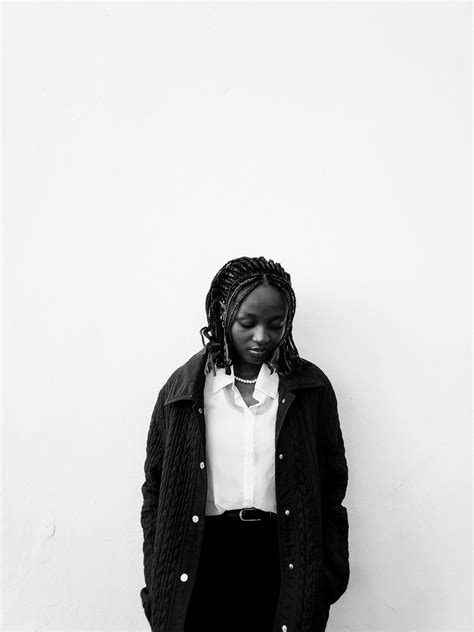 Sarah Young Photos, Download The BEST Free Sarah Young Stock Photos