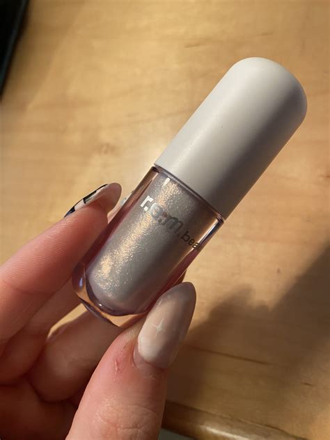 I Tried Ariana Grande's New Makeup Line, REM Beauty