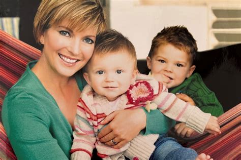 choice juanita phillips  leave  abc   decades