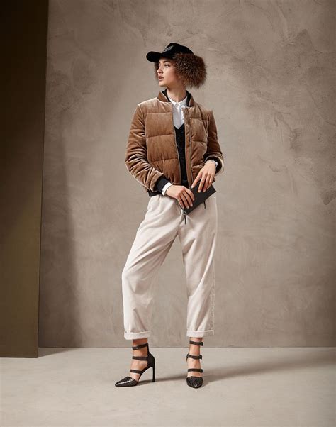 Down Jacket | Comfortable fashion, Clothes design, Women wear