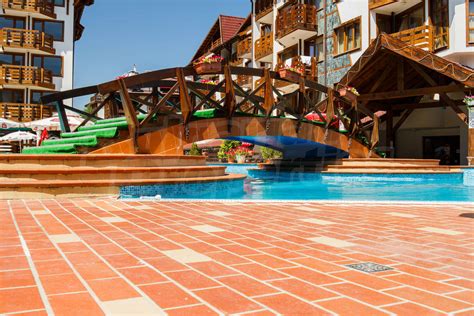 Belvedere Holiday Club in Bansko, Bulgaria. Gated complex of luxury ...