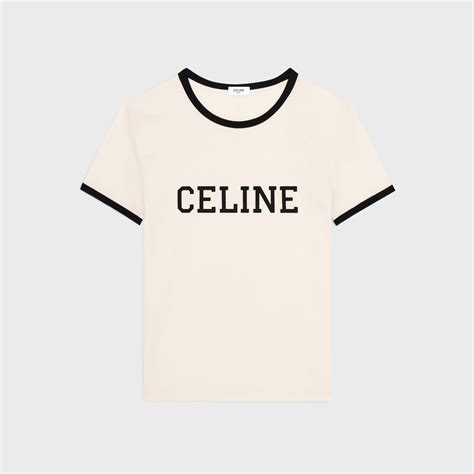 เสื้อยืดลาย Celine คอตตอนเจอร์ซีย์ - สีเดอร์ตี้ไวท์/สีดำ | CELINE
