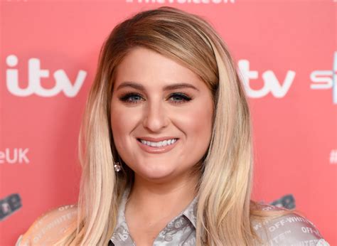meghan trainors toddler  cameo  australian idol parade