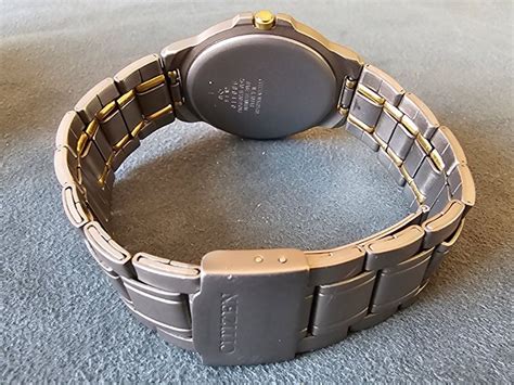 Citizen Titanium Herrenuhr 37mm | Kaufen auf Ricardo