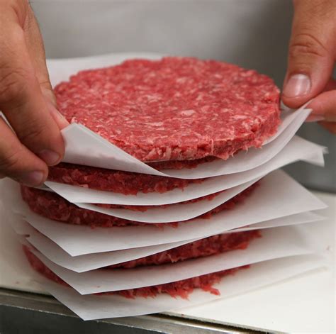 Fraude : 780 tonnes de "faux steaks hachés" distribuées aux plus démunis