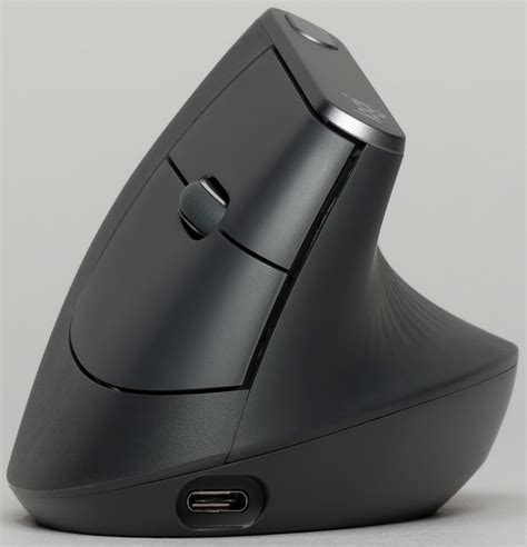 Обзор вертикальной эргономичной мыши Logitech MX Vertical