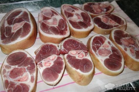 Рецепт: Мясо на кости | Медальоны на косточке из свиных рулек с картошкой