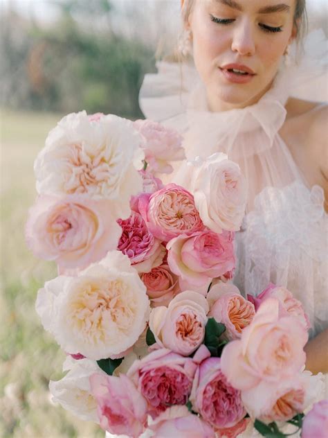The Hottest Wedding Flower Trends For 2023 - David Austin Wedding and ...