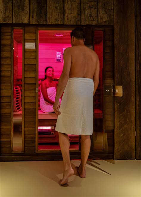 Pros and Cons of Infrared Saunas: What You Need to Know – The Sauna Shop