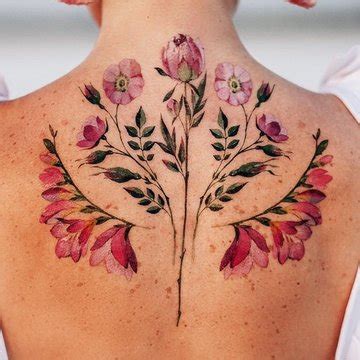 Жіночі татуювання на спині: Переваги | 45+ фото | VeAn Tattoo
