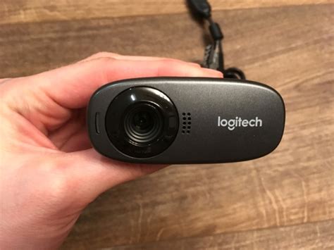 Logitech 웹캠: Brio Stream 캠코더 및 마이크가 있는 기타 모델, 설정 및 컴퓨터 연결