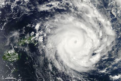 Cyclone Ian Makes Landfall in South Pacific Tonga Islands [PHOTOS ...