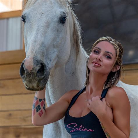 Salina Ford - Salina Ford updated her profile picture.