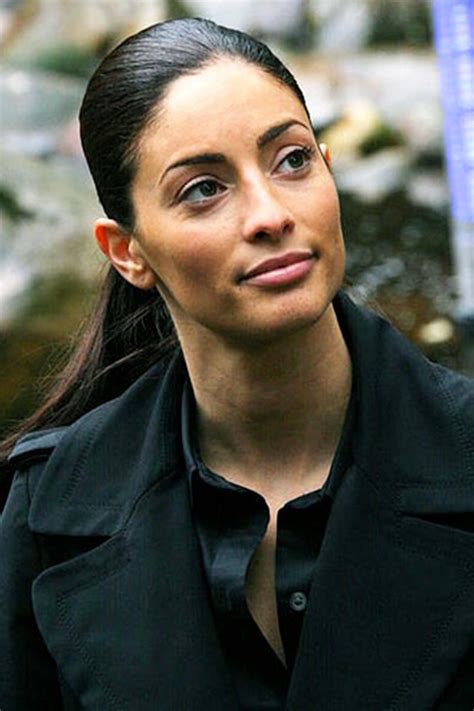 Erica Cerra Images Canadian Actress Erica Cerra Welcomes A Baby Girl!