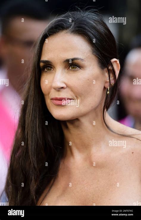 actress demi moore attends  world premiere  columbia pictures