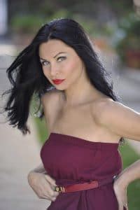 Sofia Shinas - Biography, Height & Life Story | Super Stars Bio