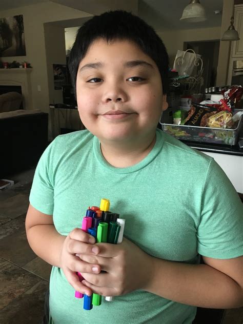 Four Violet Reviews: Kwik Stix ~ REVIEW