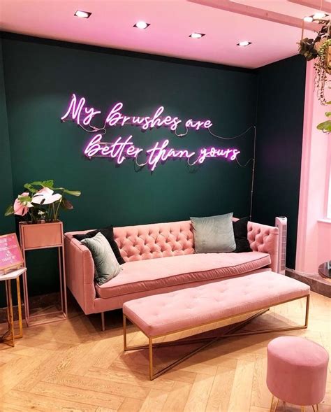 Pin by Sara Simeon on spa | Beauty room decor, Salon interior design ...