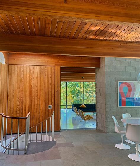 Maureen Flaherty on Gerald Luss House - Boutique