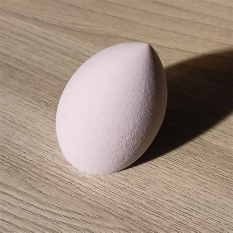 Создать мем "спонж, спонж beautyblender bubble, спонжик для пудры ...