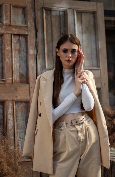 Маша — Яндекс.Диск | Fashion, Trench coat, Coat
