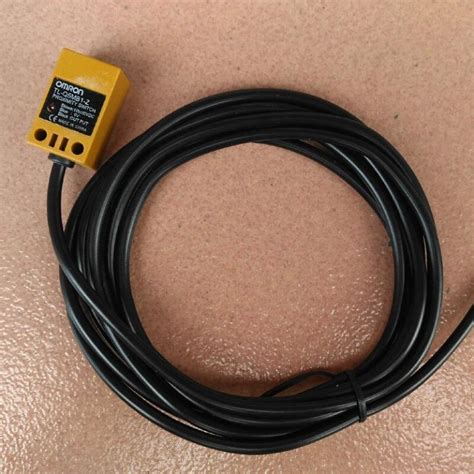 Omron TL-Q5MB1-Z, Commercial & Industrial, Industrial Equipment on ...