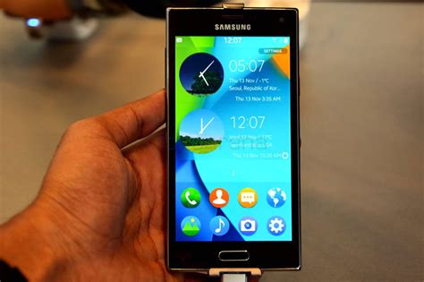 Samsung Z Hands On and Photo Gallery