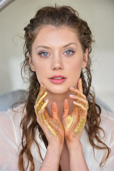 Elena Koshka,来自俄罗斯身高182cm的小姐姐 - 哔哩哔哩