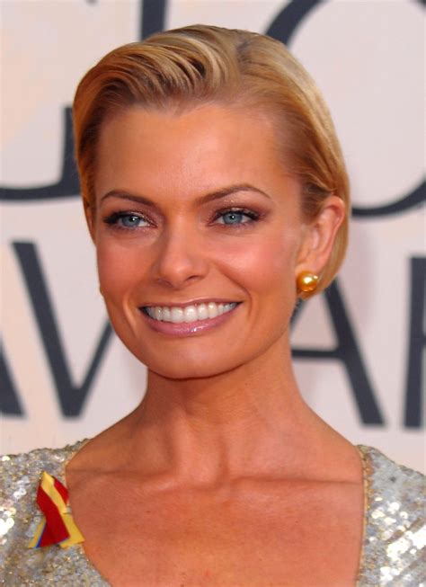 Jaime Pressly Net Worth - Wiki, Age, Weight and Height, Relationships