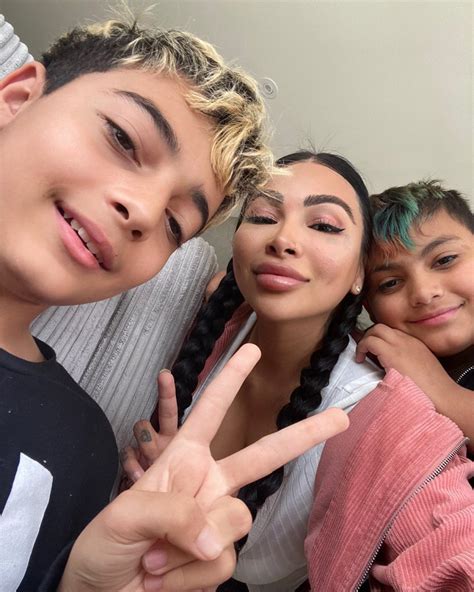 Brittanya Husband Split: Shocking Truth About Her - Trendingbioes