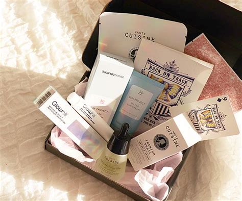 Korean Beauty Box | Korean Skincare and Makeup in a Box| Joahbox ...