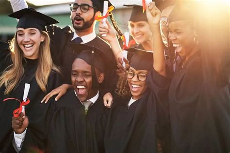 Faculdade de Marketing Digital EAD: conheça essa modalidade